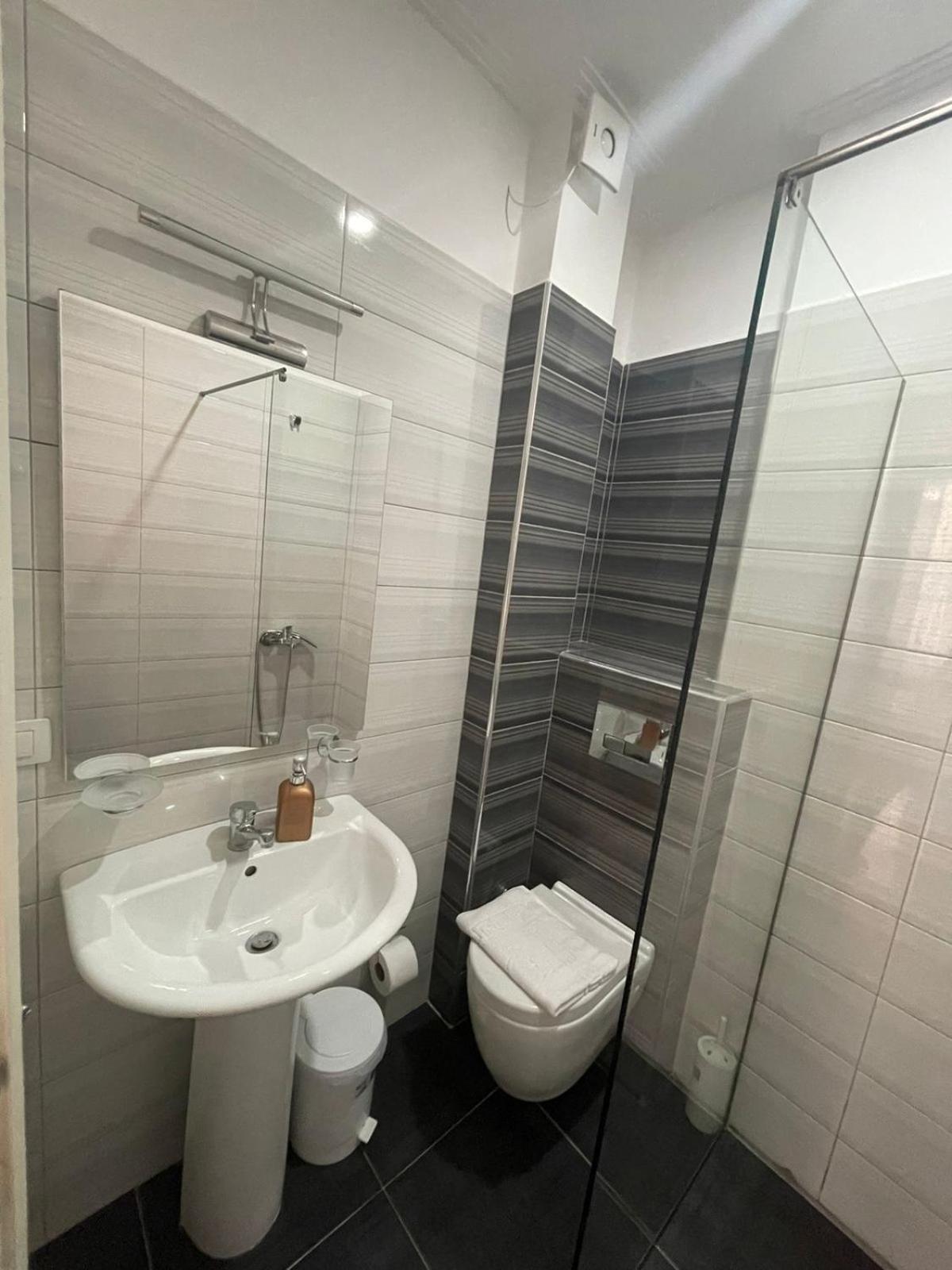 Seaside Apartmens Saranda Extérieur photo